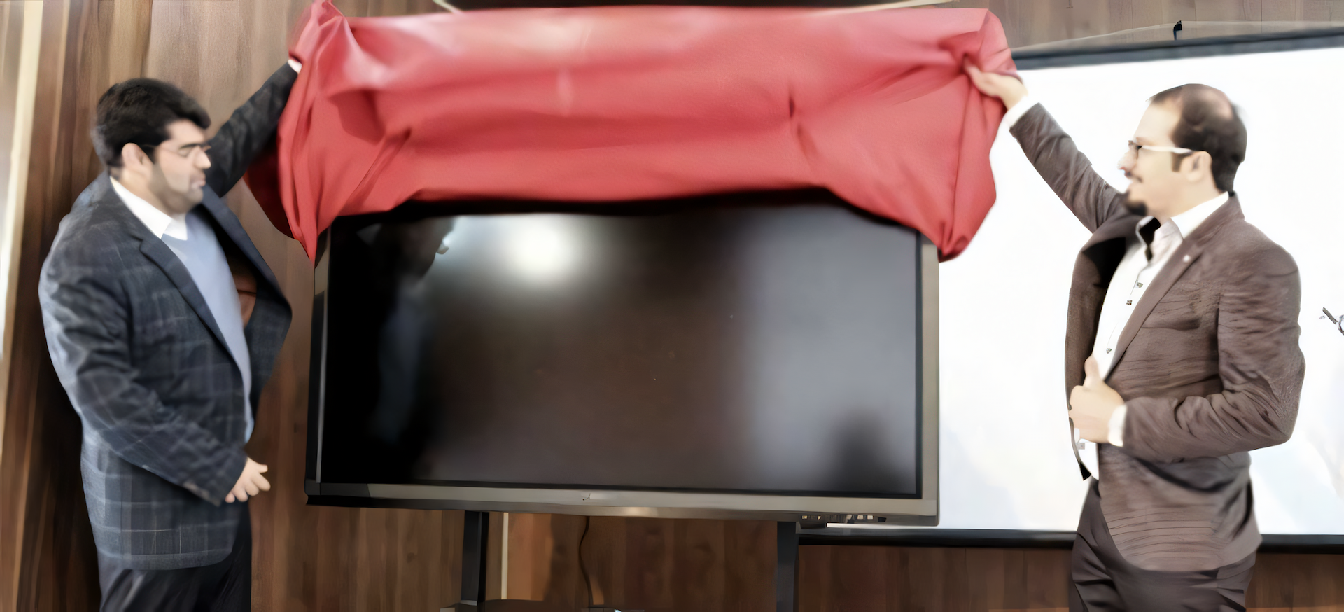 Unveiling of Snowa Smart Display